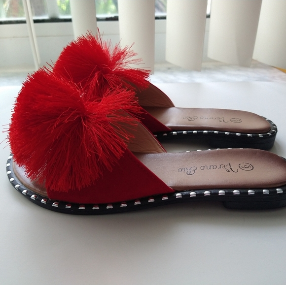 Red Pom-Pom Slide - Women sandals size 6 - Picture 2 of 4